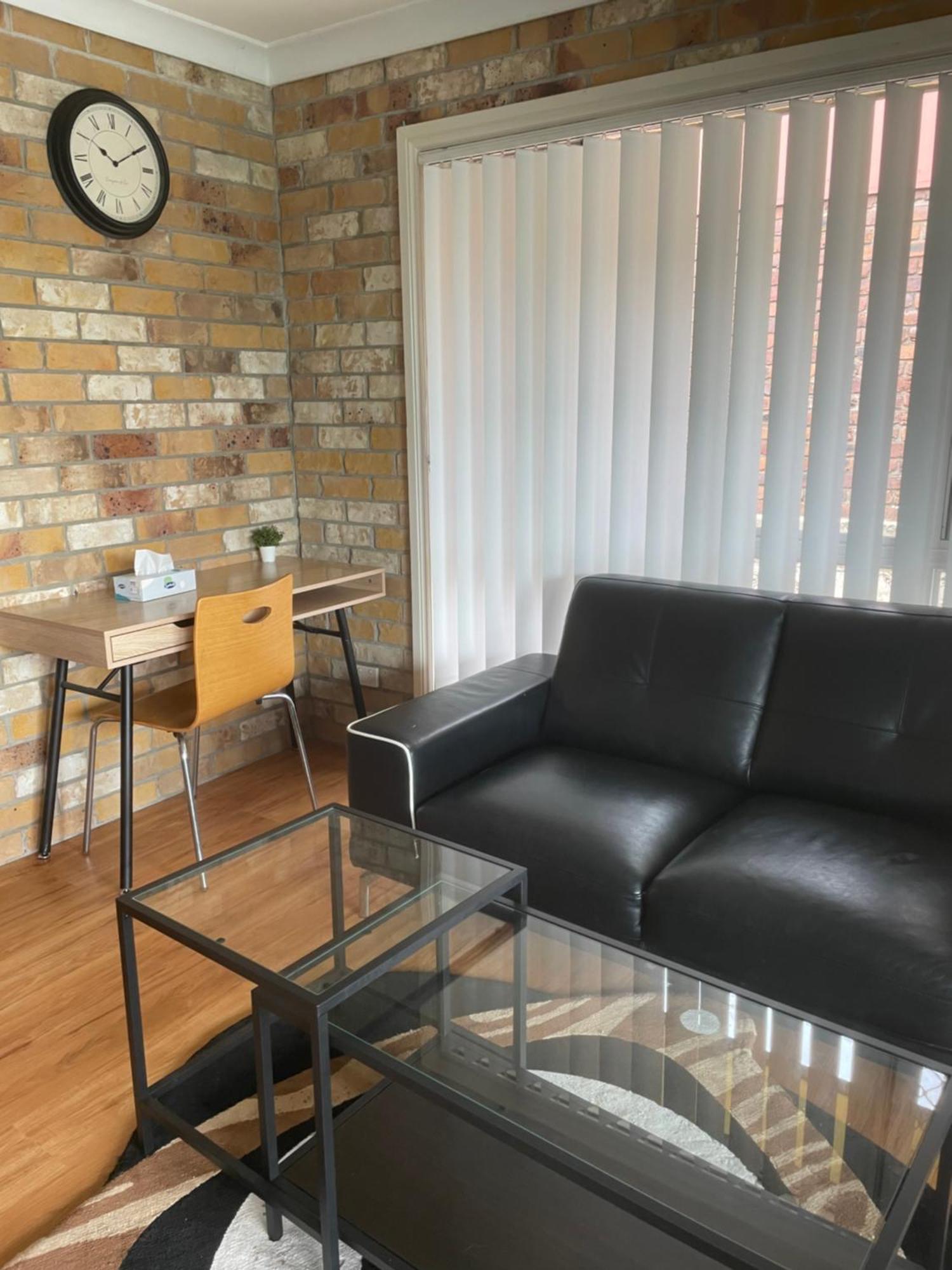Spacious Studio Unit Rochedale South エクステリア 写真
